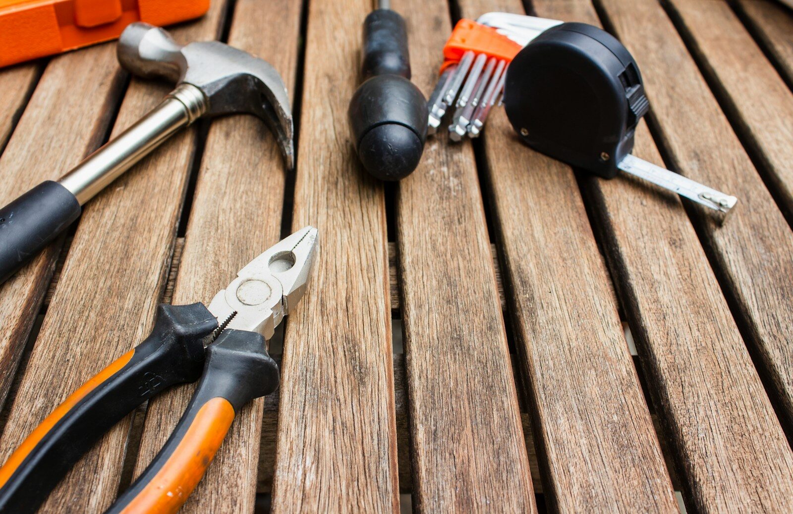 Tool & Equipment Insurance: What’s Covered and What’s Not